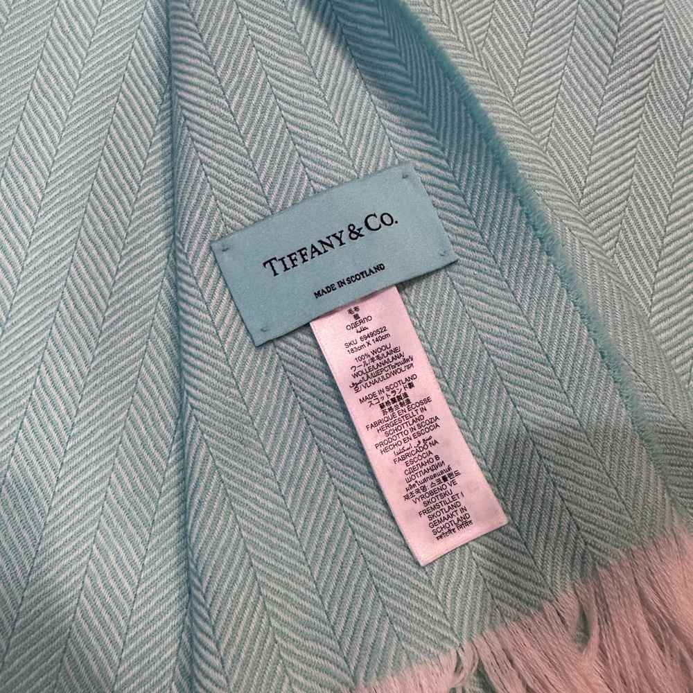 Tiffany & Co Blue/White Herringbone Throw Blanket